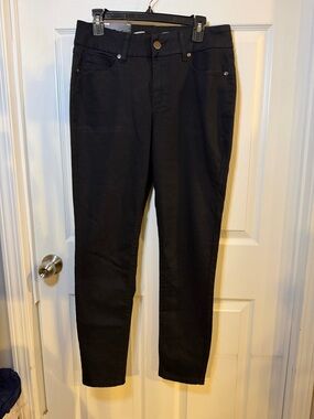 Seven7 Black Women's Skinny Jeans - Stretch Slim Fit